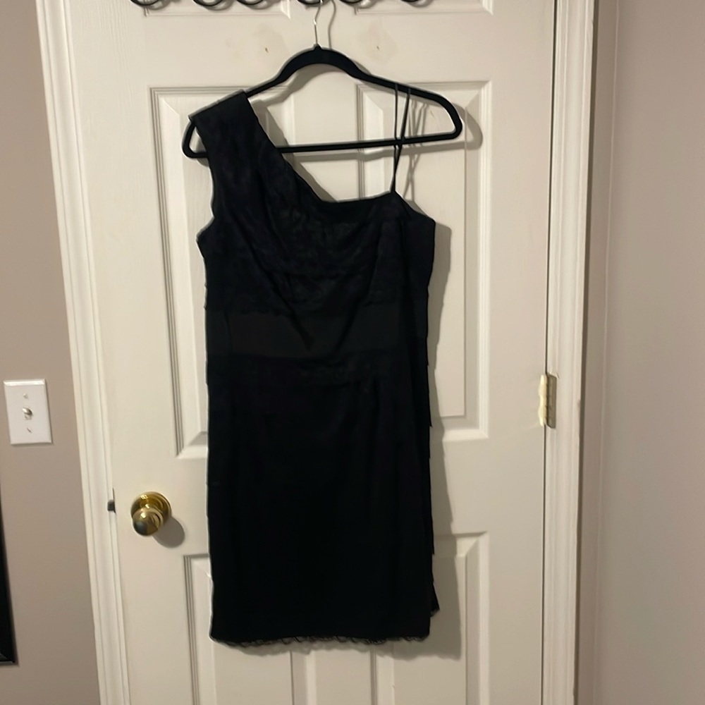 EUC Jessica Simpson 1 Shoulder Black Lace Dress